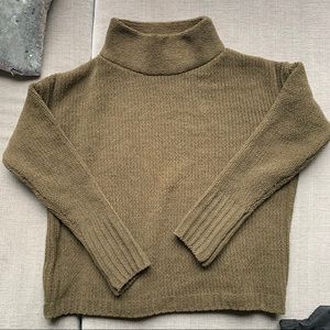 Funnel neck cashmere sweater